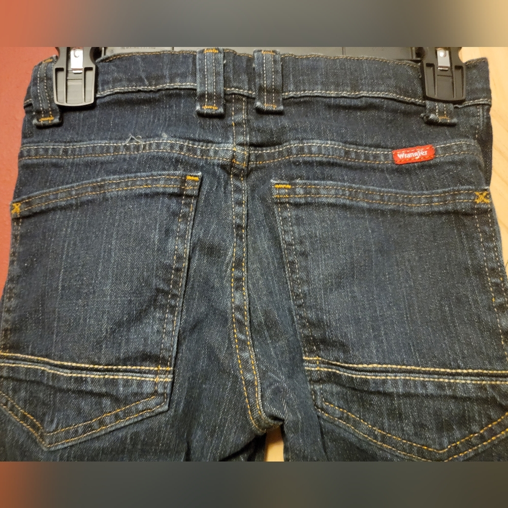 Wrangler - Picture 3 of 4
